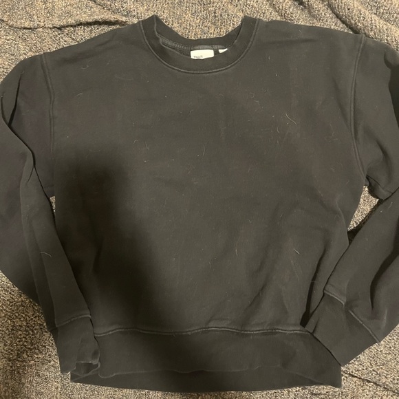 Aritzia TNA Crewneck - Picture 2 of 2